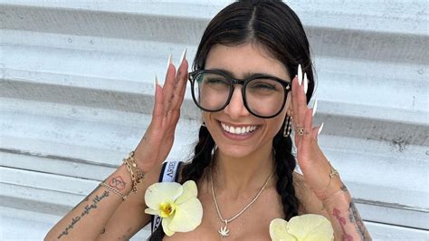 mia khalifa ultimo porno|Mia Khalifa Porno Videos 2024: Pornostar